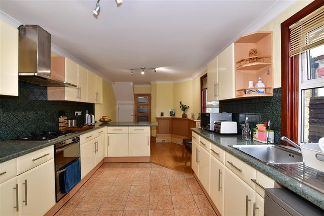 Thumbnail Terraced house for sale in Kent Road, Gravesend, Kent