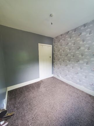 1, Douglas Gardens, Gateshead photo 5
