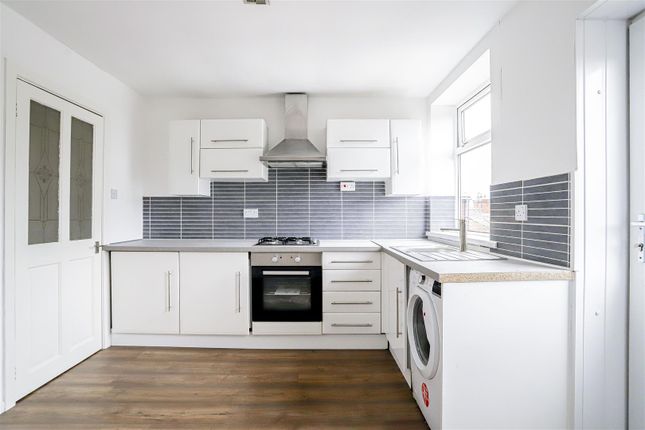 2 bed flat for sale in Bloomfield Road, Withnell, Chorley PR6