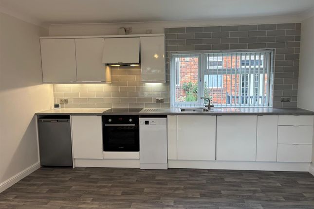 Flat 1 St. Bedes, Atwick Road, Hornsea photo 4
