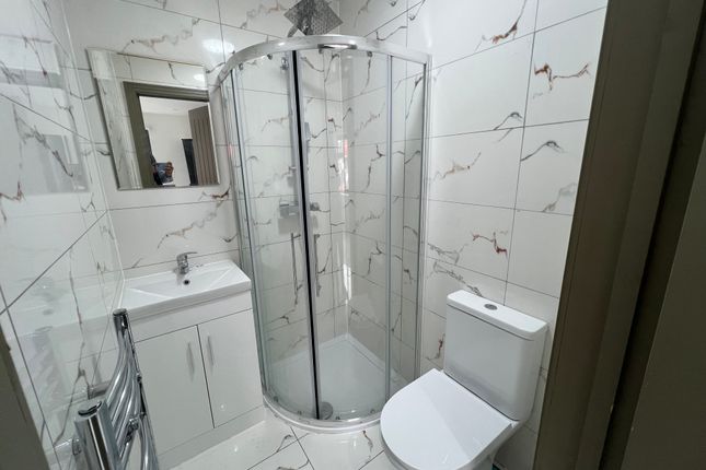 158, Norwood Road, SOUTHALL photo 5