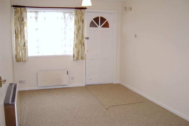 124, Downland, Milton Keynes photo 3
