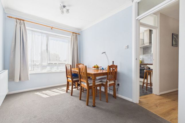 Chelmer House,Flat 1, South Street, Lancing photo 4