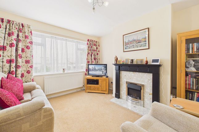 18 Egremont Drive, Gateshead photo 2