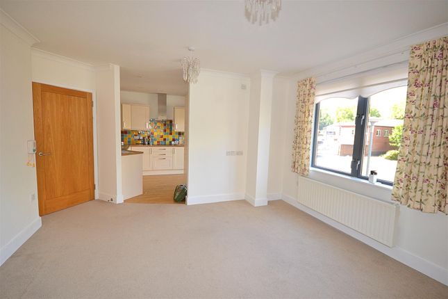 Apartment 16, 3, Maumbury Gardens, Dorchester photo 4