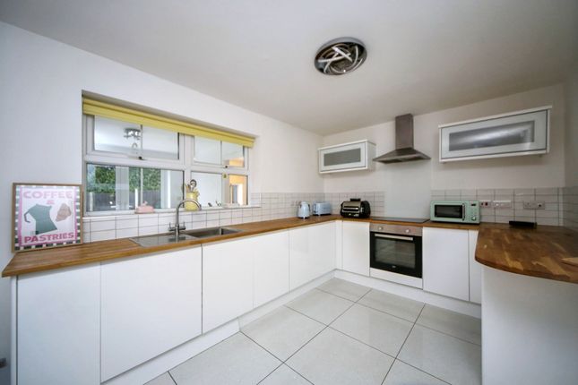 57 Bakewell Drive, Wigan photo 3