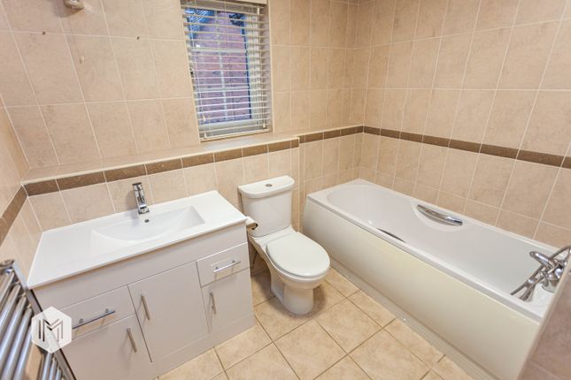 Flat for sale in Oliver Fold Close, Worsley, Manchester, Greater Manchester