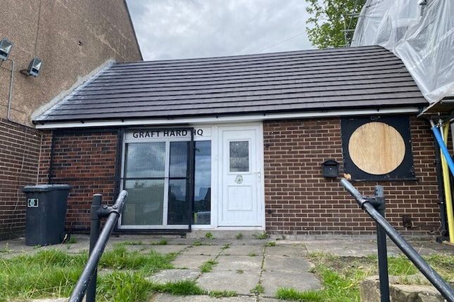 Studio terraced on Keldregate Deighton, Huddersfield, £700/mo