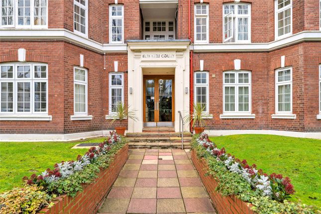 208, Elm Tree Court, St John's Wood photo 3