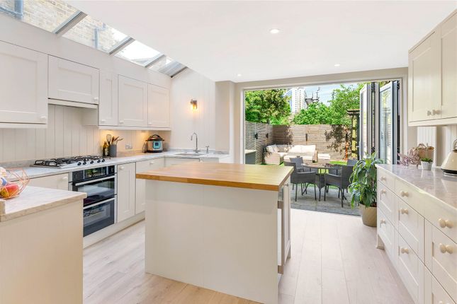 Terraced house for sale in Knowsley Road, London, Wandsworth
