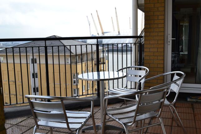 Studley Court, Prime Meridian Walk, London photo 4