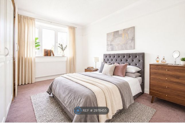 Rutland Avenue, Southend-On-Sea photo 2