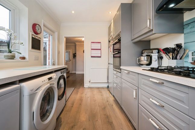 16, Porchester Road, Southampton photo 4