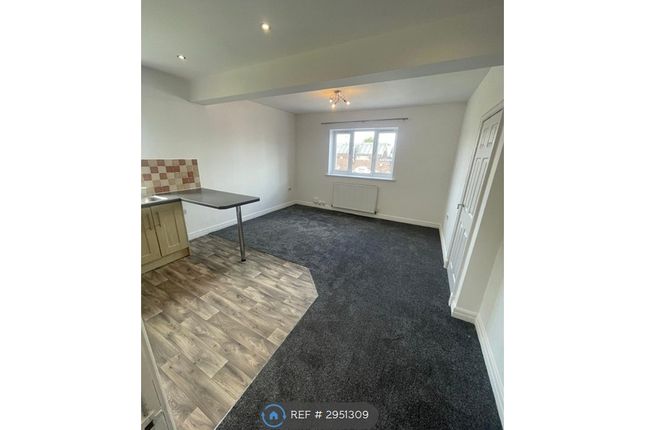 Holly House, Fletcher St Little Lever, Bolton photo 3