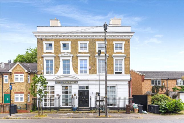 Flat 1, The Clarendon, 86, Balcorne Street, London photo 2