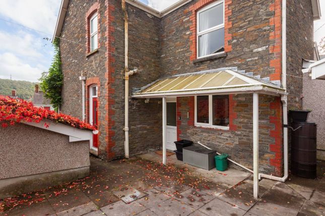Detached house to rent in Birchfield Road, Pontardawe, Swansea, West Glamorgan