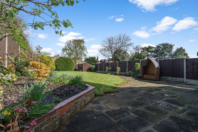 Bungalow for sale in Lavender Way, Hitchin