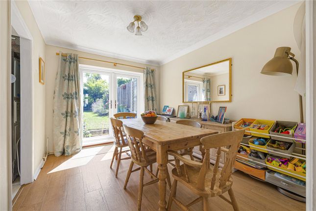 25, Homefield Close, Kent photo 3