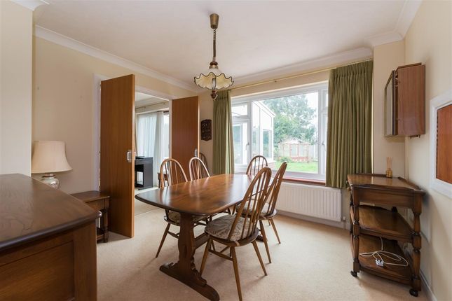 7, Oaks Park, Canterbury photo 4