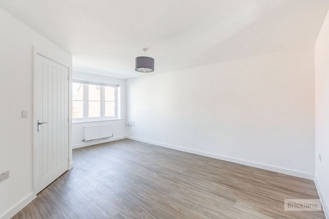 51, Garland Road, CORBY photo 4