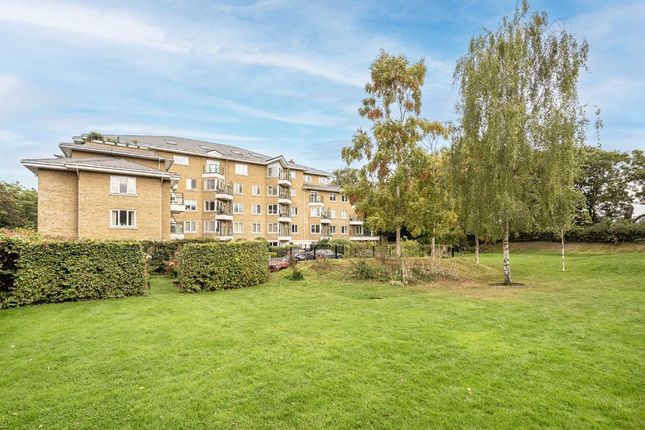 Thumbnail Flat for sale in Strand Drive, Kew