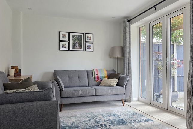 8, Nelsons Way, Stockton photo 2