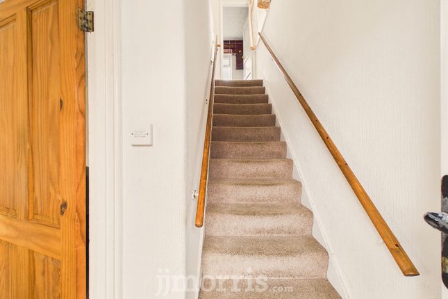 28 Maesgrug, Goodwick photo 5