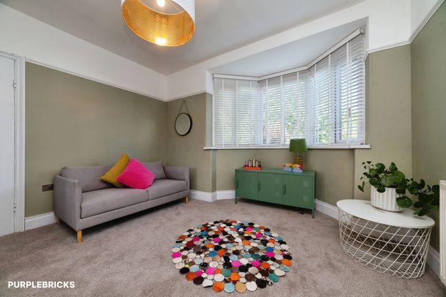 303, Park Avenue West, Hull photo 2