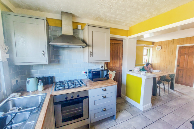 82, Staghills Road, Rossendale photo 4
