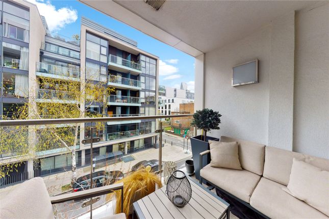 Thumbnail Flat to rent in Decorum Apartment, 3 Wenlock Road
