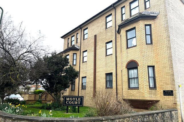 Flat for sale in Moyle Court, Hythe