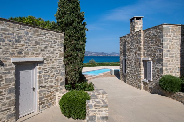 Villa for sale in Whispers Of The Sea, Paros (Town), Paros, Cyclade Islands, South Aegean, Greece