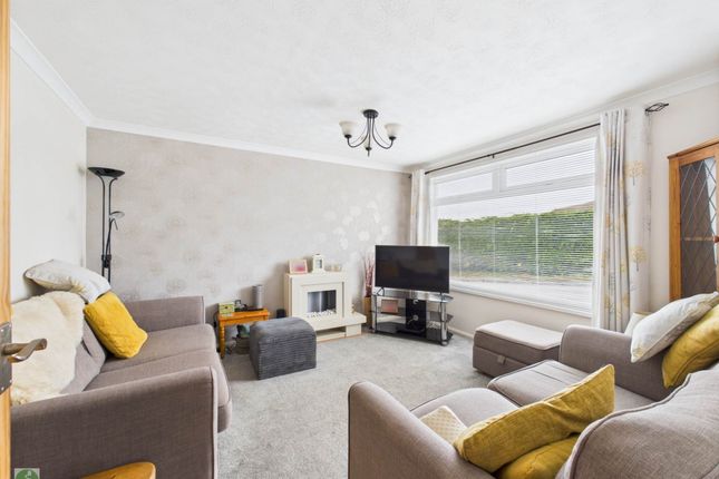 84 Carey Park, Killigarth, Looe photo 3