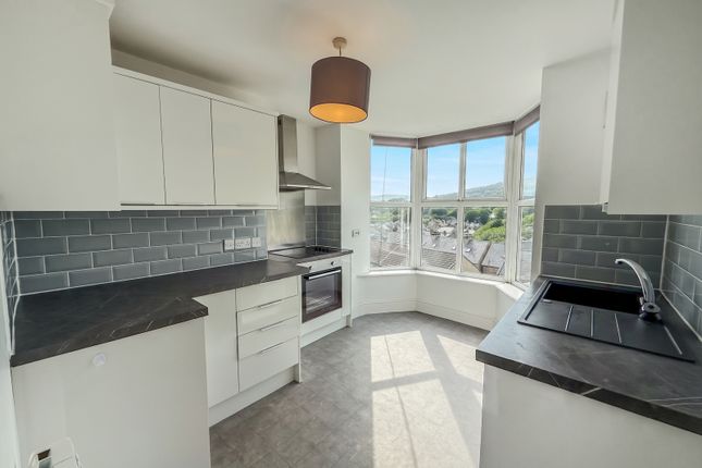 8, Marlow Street, Buxton photo 3