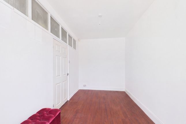 4, Maidstone Road, Birmingham photo 3