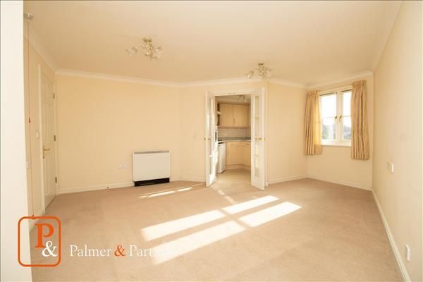 Flat for sale in St. Marys Fields, Colchester, Essex