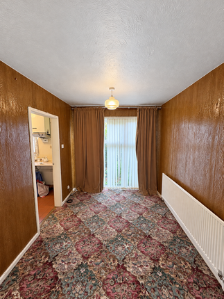 12, Pool Close, Telford photo 3