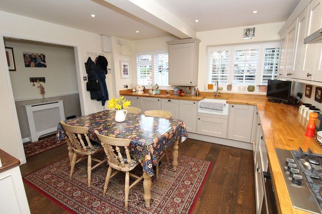 24, Hillcroome Road, Sutton photo 2