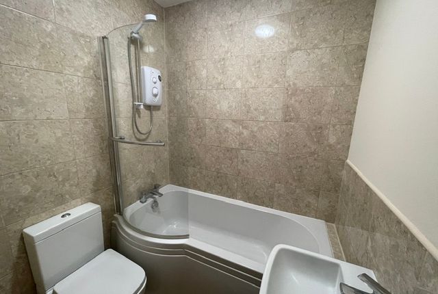 7, Wombwell Road, Barnsley photo 5