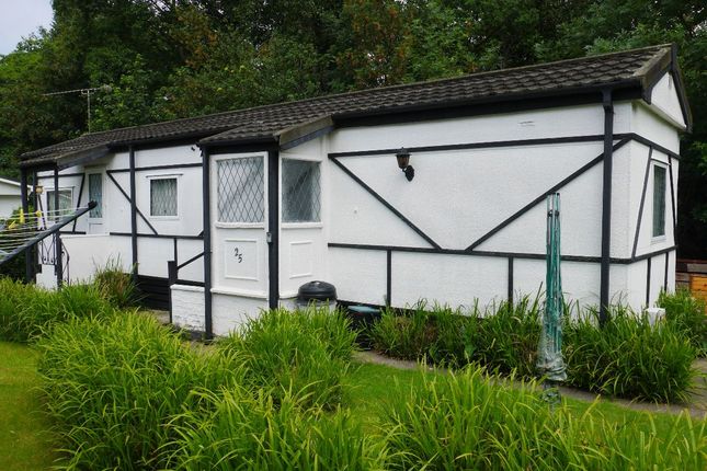 Pond Cottage Lane West Wickham Br4 1 Bedroom Mobile Park