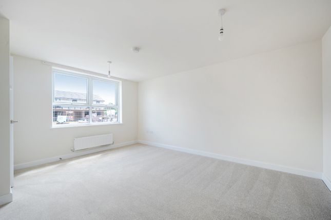 24, Robert Lewis Avenue, Cheshire photo 4