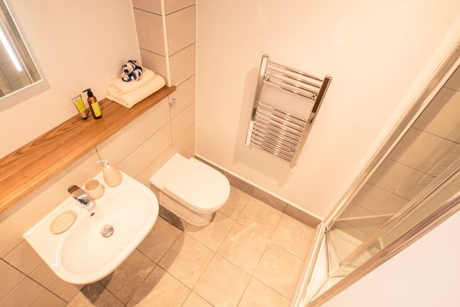 Flat for sale in Lower Vickers Street, Manchester