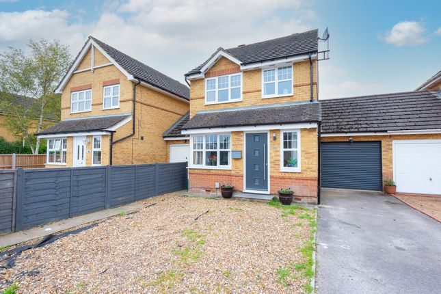 Link-detached house for sale in Sand Hill, Farnborough