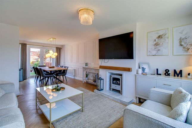 34, Westfield Drive, Ossett photo 4