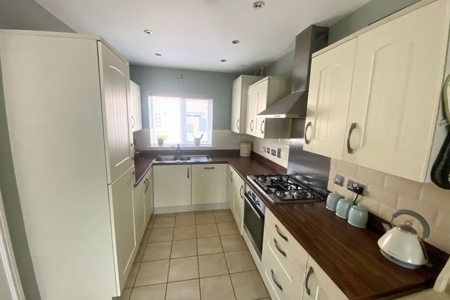 8, Roma Road, Peterborough photo 2