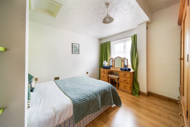 Duplex to rent in Frederick Street, Luton