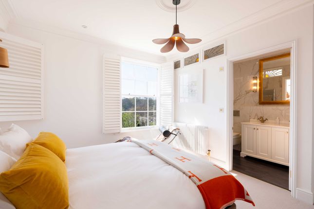 684c468c3Fb76_Lancefield-House-4