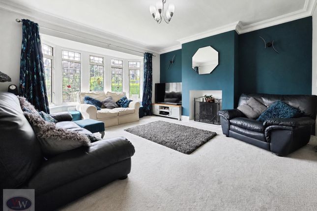 8, Station Road, Baildon photo 2