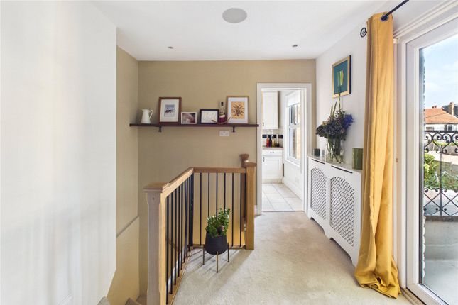 Flat A, 78, Danbrook Road, London photo 3