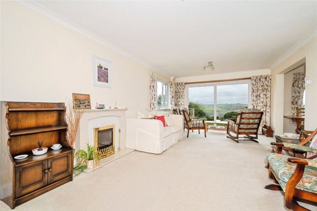 8, Cross Park, Torpoint photo 3